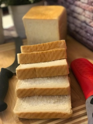 7包一大箱厚切吐司面包营养早餐超软奶香手撕面包蛋糕夜宵充饥速