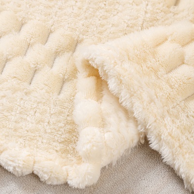 跨境贝贝绒金龟绒法兰绒提花毛毯办公室午睡空调毯子盖毯菠萝格毯