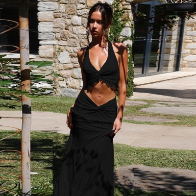 欧美女装2025春夏新款性感露脐压褶挂脖上衣时尚气质半身裙套装女