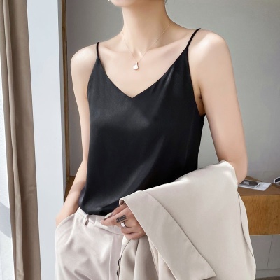 小吊带背心女夏季内搭外穿配西装打底衫大码冰丝美背V领无袖上衣