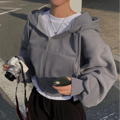 2025年春秋新品ins加绒百搭时尚短款修身拉链保暖纯色连帽卫衣女