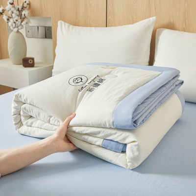 厂家批发A类新疆棉花夏凉被礼品空调被单双人夏季学生宿舍薄被子