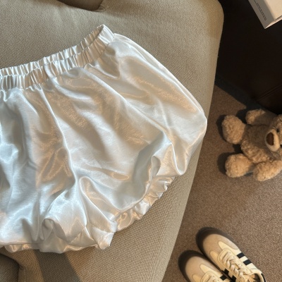 纯欲风光泽感灯笼短裤女夏季松紧腰宽松百搭蓬蓬高级感休闲阔腿裤