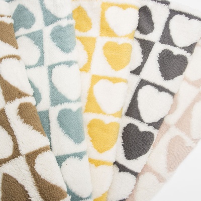 工厂现货爱心提花舒棉绒阳离子色织服装家纺家居宠物用品箱包鞋帽