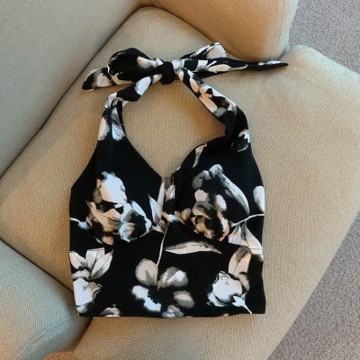 花朵挂脖吊带背心女夏季新款小众性感v领显瘦外穿露背系带ins上衣
