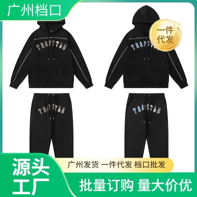 广州批发Trapstar渐变字母迷彩毛巾刺绣加绒连帽卫衣卫裤休闲套装