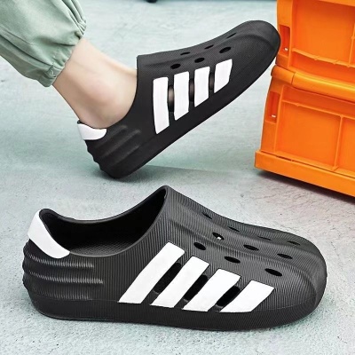 踩屎感洞洞鞋男款夏季外穿运动两穿包头拖鞋大码沙滩凉鞋夜市批发