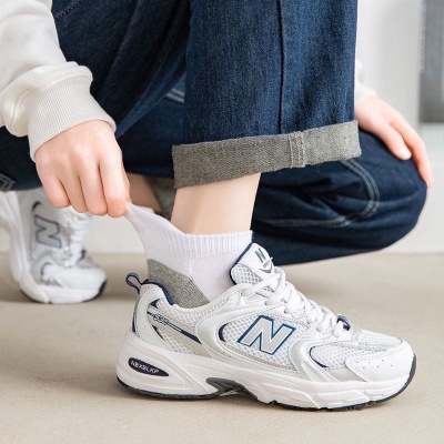 厂家支持一件代发男士短筒束腰运动袜吸汗减震户外青年纯色休闲袜