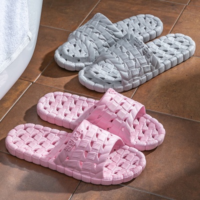 拖鞋浴室防滑踩屎感pvc材质防臭家居鞋漏水速干镂空拖鞋男女情侣