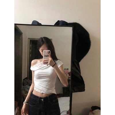 时尚性感辣妹露肩无袖背心T恤女春季新款显瘦内搭白色紧身上衣服