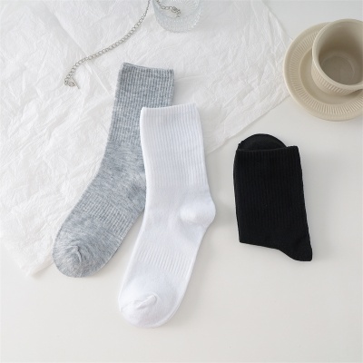 白色袜子情侣中筒户外篮球高筒弹力休闲短筒船袜纯色学院风ins潮