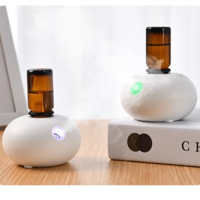 跨境香薰机自动喷香机家用办公纯精油智能香氛机全自动静音