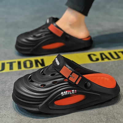 森马洞洞鞋男士夏季外穿运动耐磨包头凉鞋防滑厚底踩屎感沙滩凉拖