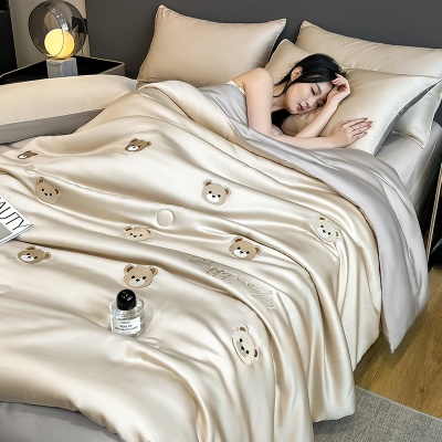 卡通刺绣小熊冰丝夏凉被床上四件套夏季丝滑裸睡空调被子床单床品